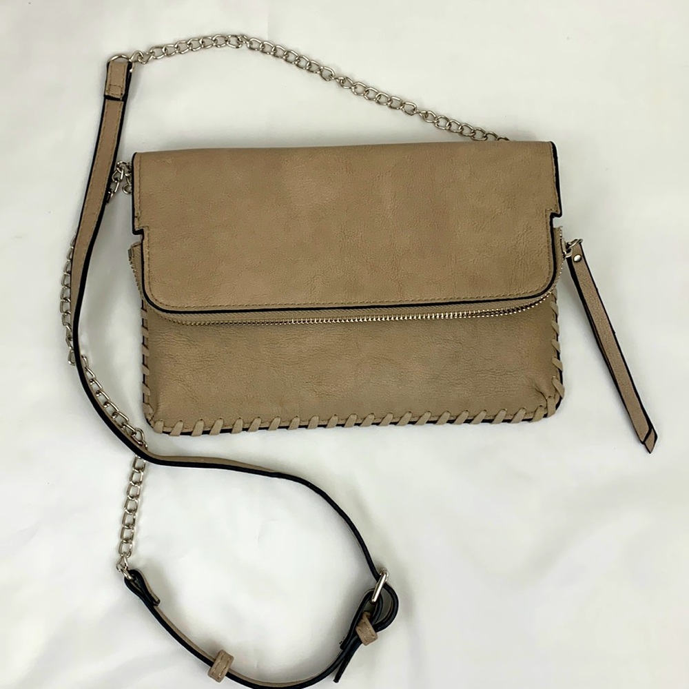 Urban Expressions Purse Shoulder Bag Fold-Over Clutch Tan Silver Chain NWOT